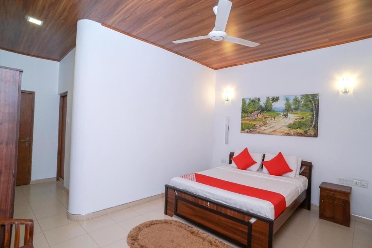 Hotel Mirissa Regent Bagian luar foto