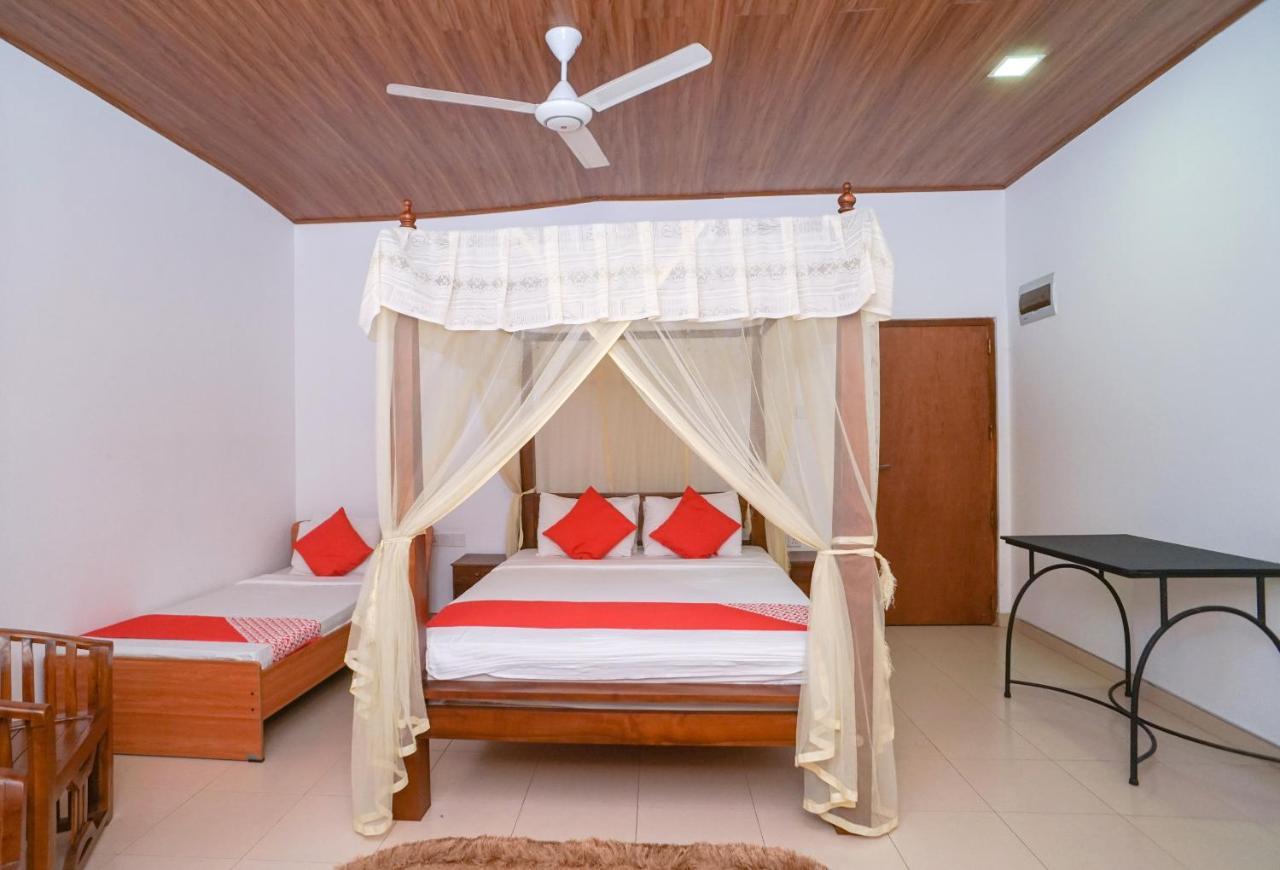Hotel Mirissa Regent Bagian luar foto