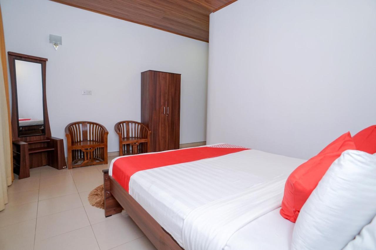 Hotel Mirissa Regent Bagian luar foto